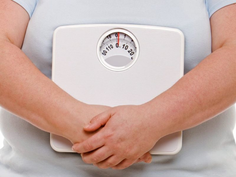 Причины лишнего веса: болезни, от которых поправляются