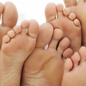 Бородавка у ребенка на ногах: причины появления, лечение